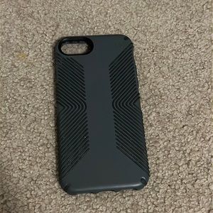 Speck iPhone SE black case
